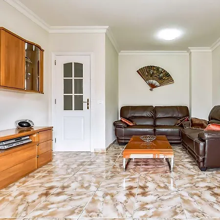 Lägenhet Edificio Nena 3 Bedrooms